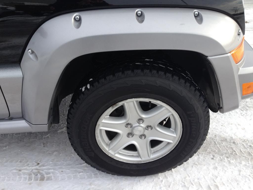 Sell used 2005 JEEP LIBERTY 4x4 CRD DIESEL! CUSTOM RENEGADE FENDER